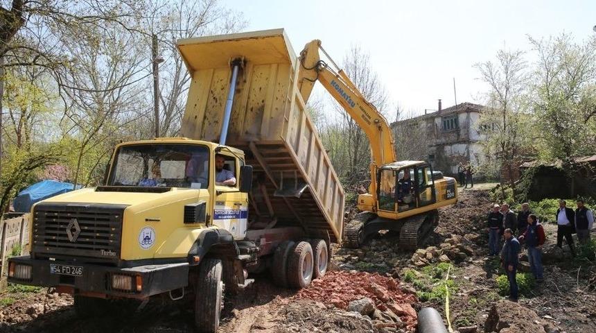 Adapazarı&rsquo;nda 74 Sokakta Yol A&ccedil;ımı Yapıldı