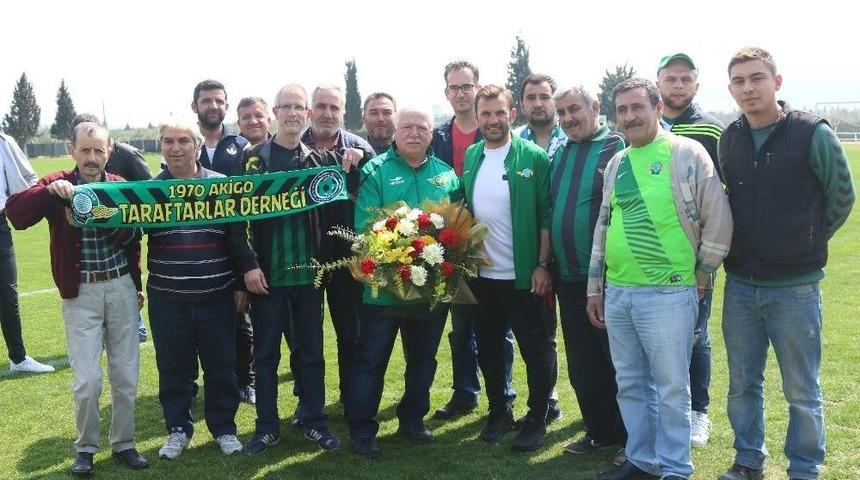 Akhisar Belediyespor&rsquo;a Taraftardan Tam Destek