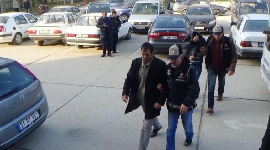 Hatay&rsquo;da Fet&ouml;&rsquo;den G&ouml;zaltına Alınan 12 Polis Adliyeye Sevk Edildi