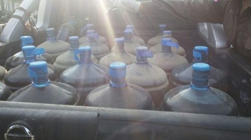 Aliağa&rsquo;da Yılbaşı &Ouml;ncesi Bin 47 Litre Ka&ccedil;ak İ&ccedil;ki Ele Ge&ccedil;irildi