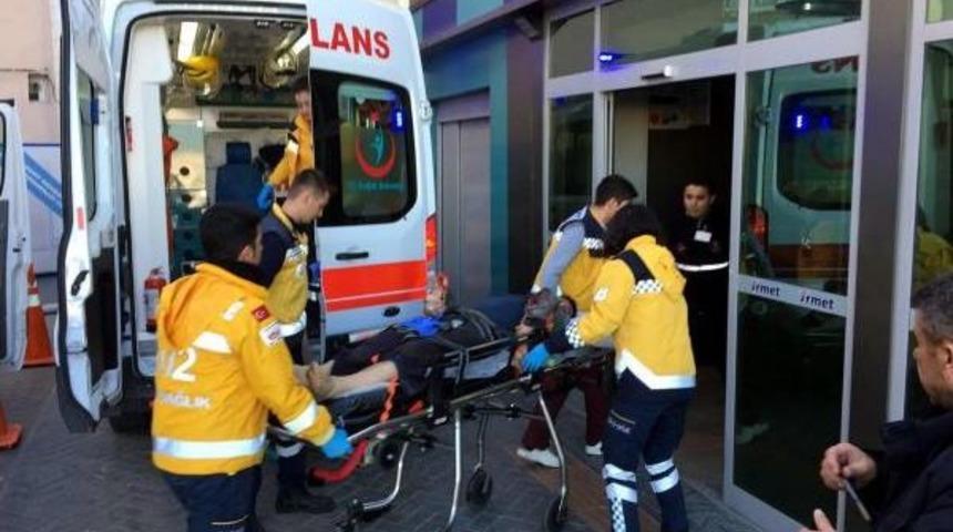 Fabrika Iş&ccedil;isi Kollarını Pres Makinesine Kaptırdı