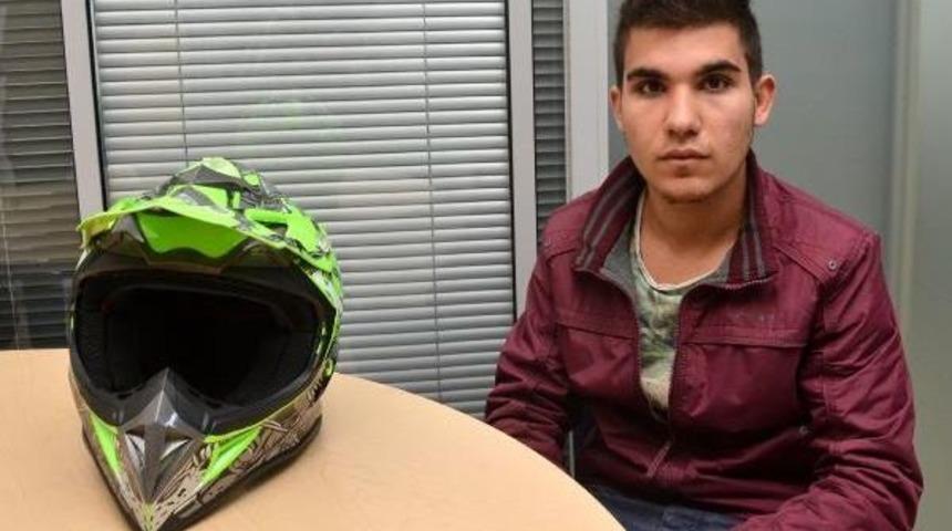 Motosiklet Tutkunu U&ccedil;urumdan D&uuml;şt&uuml;