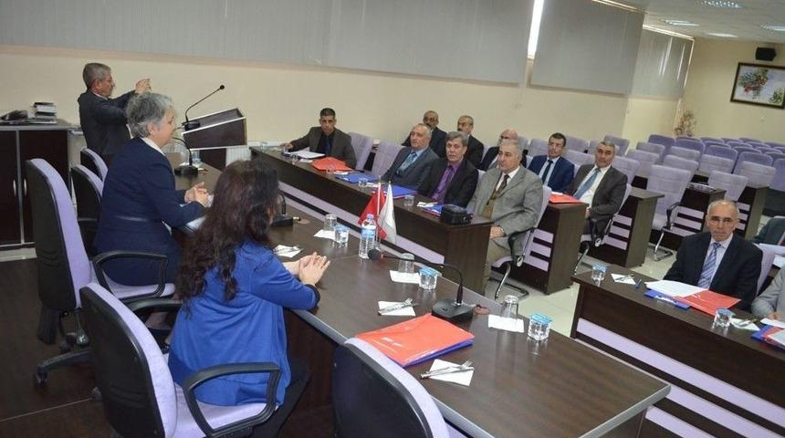 N&uuml;fus M&uuml;d&uuml;rleri Kula&rsquo;da Toplandı