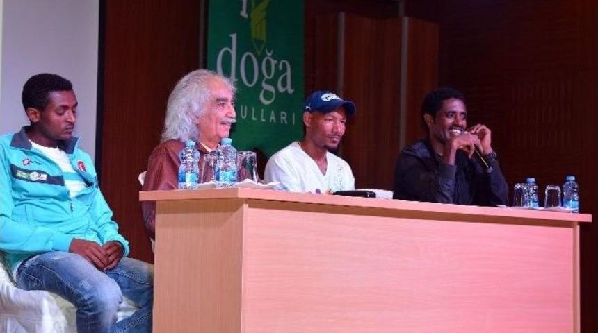 Maraton Sporcuları &Ouml;ğrencilerle Buluştu