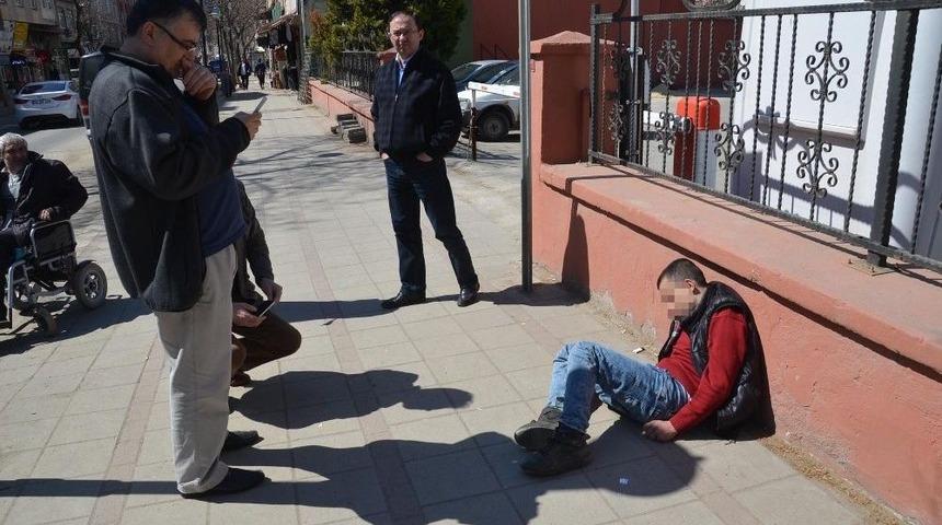 Uyuşturucu Komasına Giren Gen&ccedil; Siren Sesini Duyunca Kendine Geldi