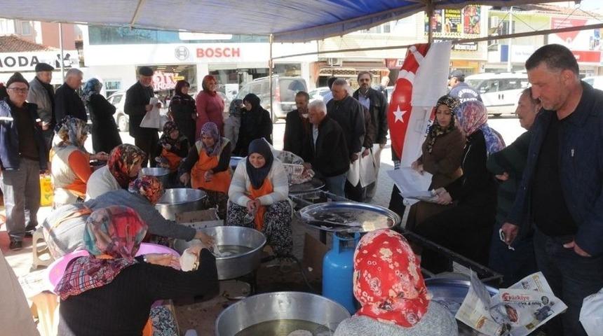 &Ccedil;an Belediyesi&rsquo;nden Geleneksel G&ouml;dek İkramları Devam Ediyor