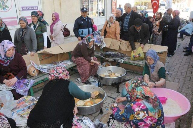 Çan Belediyesi’nden Geleneksel Gödek İkramları Devam Ediyor