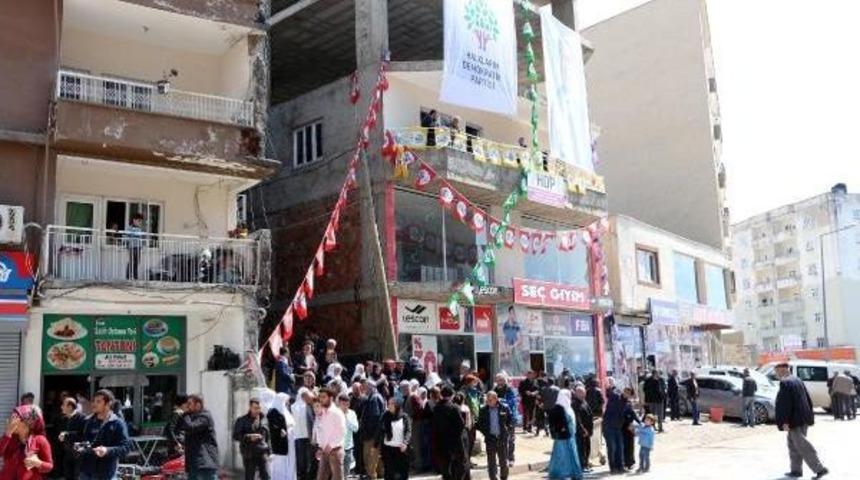 Baydemir: Şarkı Yasağını Direniş Islığıyla Protesto Ediyoruz