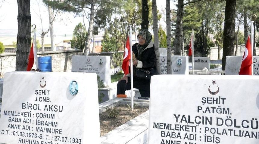 Regaip Kandili&rsquo;nde Şehitler Unutulmadı