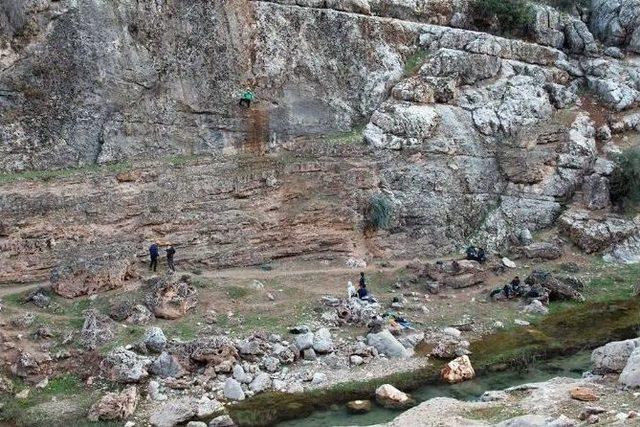 G&uuml;dat D&ouml;nemin İlk Eğitim Kampını Tamamladı 1