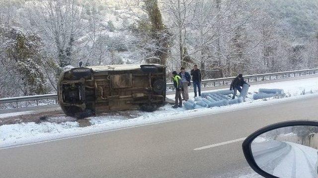 Tokat’ta Buzlanma Kazalara Neden Oldu: 5 Yaralı