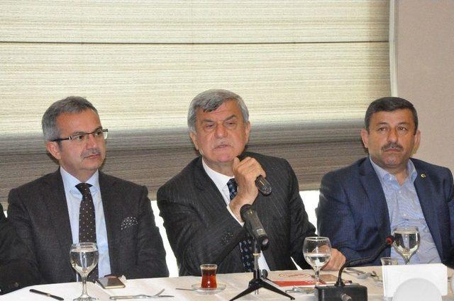 Başkan Karaosmanoğlu, Gebze Basını İle Buluştu