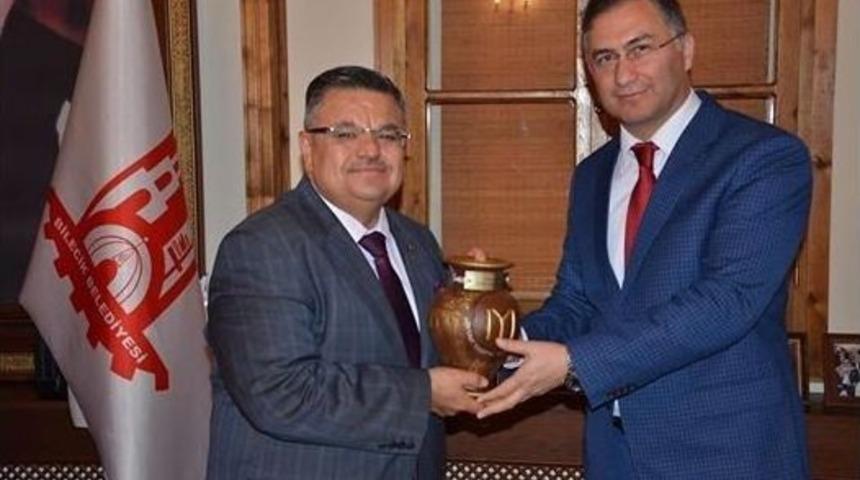 Afyon&rsquo;un Sandıklı İl&ccedil;esine Atanan Kaymakam Şakalar&rsquo;dan Başkan Yağcı&rsquo;ya Ziyaret