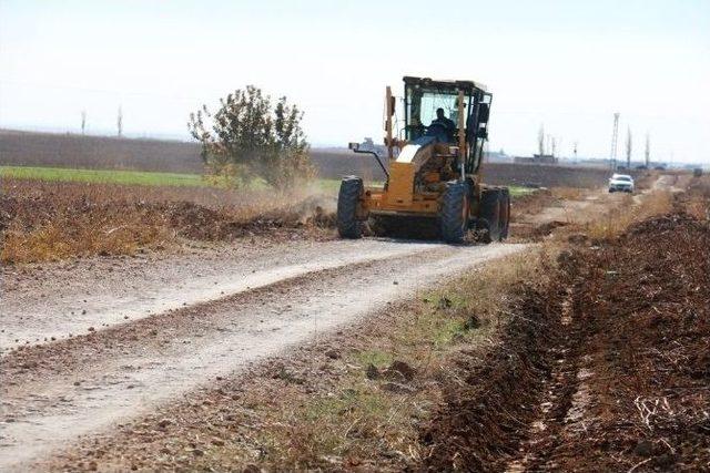 Akçakale’de Hizmet Seferberliği Kırsal Mahallelerle Sürüyor