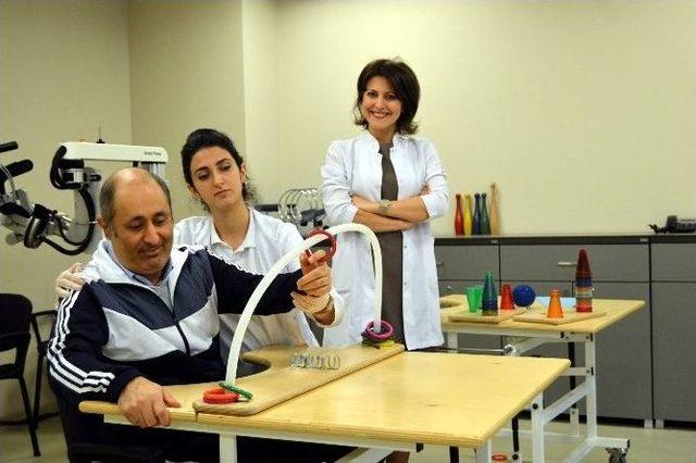 Fel&ccedil; Ge&ccedil;irdi, Hastaneye Hareketsiz Geldi, Y&uuml;r&uuml;meye Başladı 1