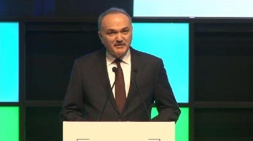 Bakan &Ouml;zl&uuml;: Elimizdeki Doları Bozdurup Tl'ye &Ccedil;evirerek Paramıza Sahip &Ccedil;ıkıyoruz