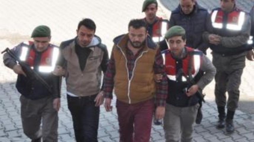 Karab&uuml;k'te Uyuşturucu Ile Yakalanan 5 Kişi Tutuklandı