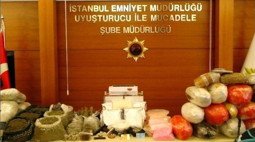 Bebek Arabasıyla Uyuşturucu Satan Şebeke &Ccedil;&ouml;kertildi