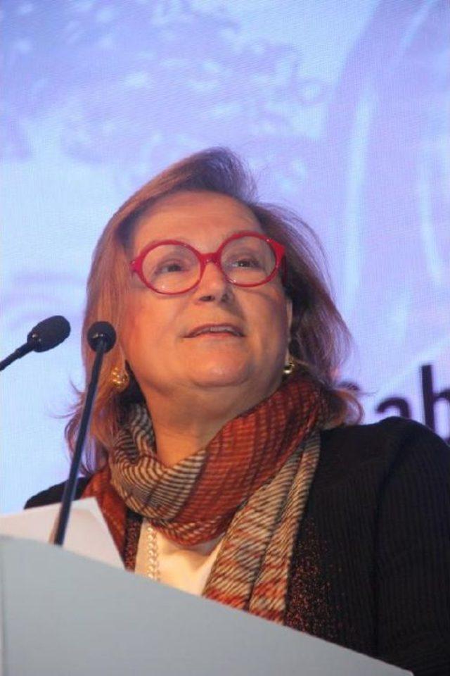 Güler Sabancı 