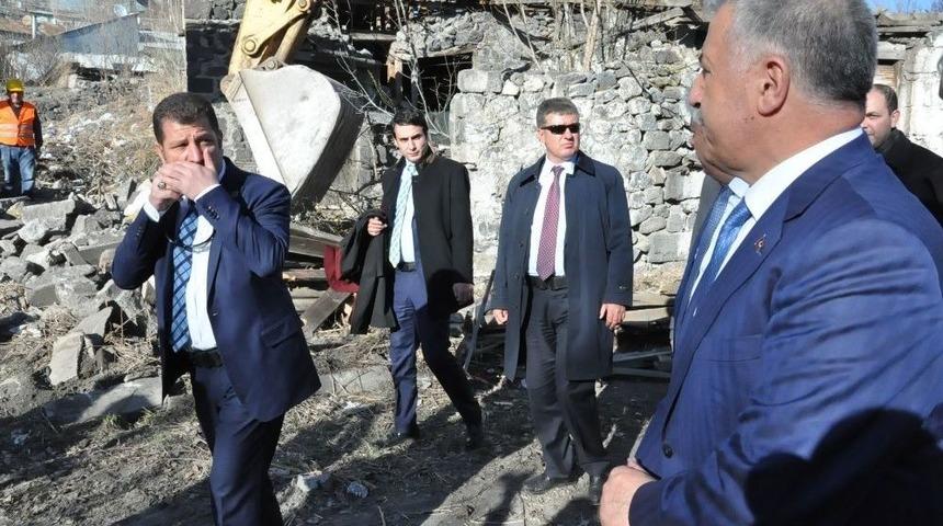 Bakan Arslan, &lsquo;osmanlı Mahallesi Projesi&rsquo; &Ccedil;alışmalarını Başlattı