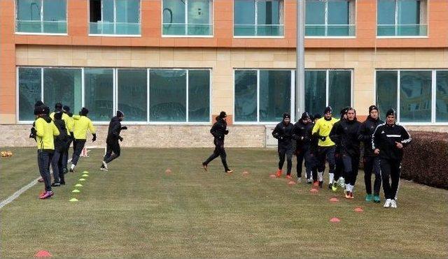 Kayserispor’da Atiker Konyaspor Maçı Hazırlıkları Sürüyor