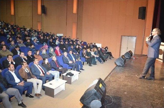 Viranşehir’de Ailenin Rolü Semineri Verildi