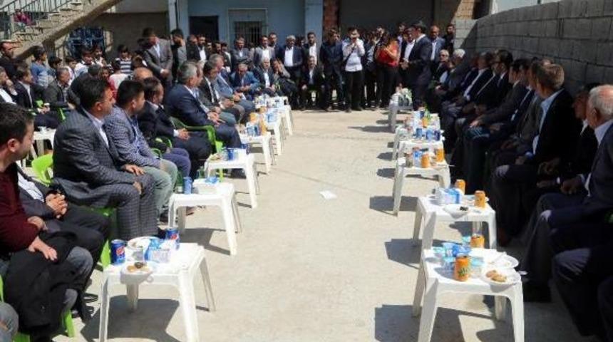 Ak Partili Aktay: Avrupa, Ter&ouml;rle M&uuml;cadelede Bizi Yalnız Bıraktı