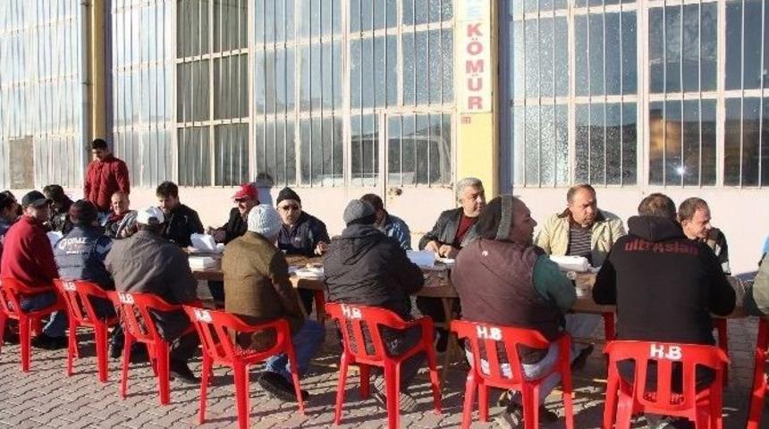 Başkan &Ccedil;alışkan, Sanayi Esnafıyla Kahvaltıda Buluştu