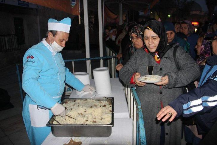 Eyüp Sultan’da Regaip Kandili Coşkusu G4