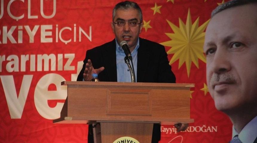 Cumhurbaşkanı Başdanışmanı Mehmet U&ccedil;um: