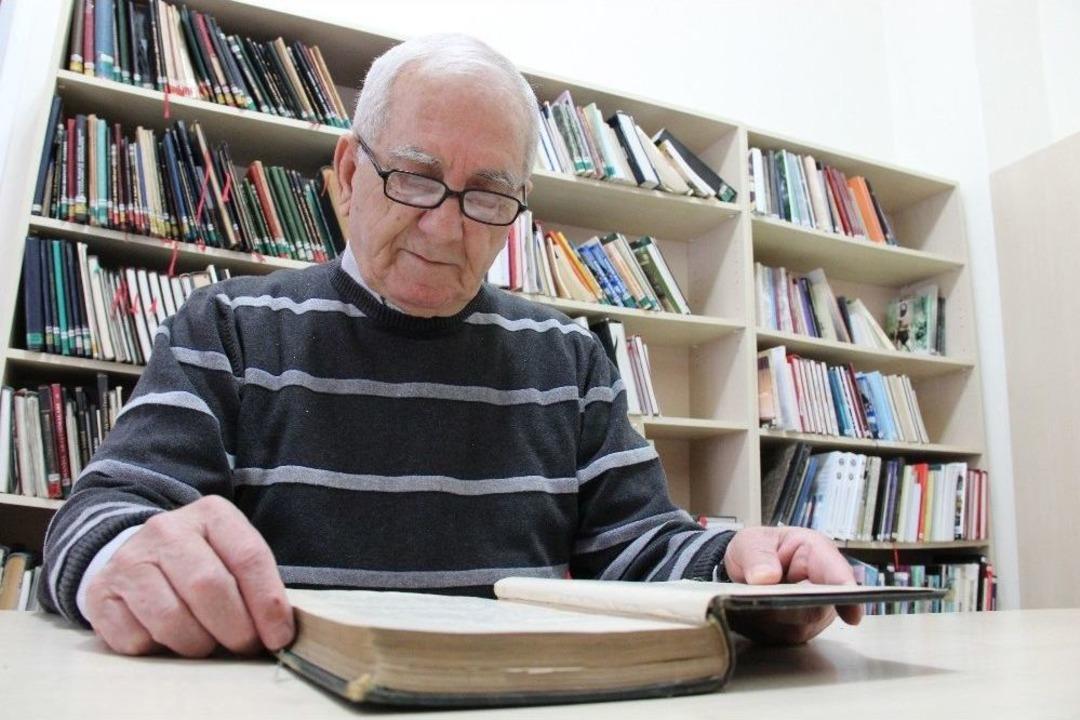 (&ouml;zel Haber) Hayatını Kitaplarla Zenginleştiriyor