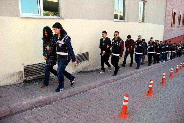 Kayseri’deki Kamu Kurum Ve Kuruluşlarında Fetö Operasyonu: 15 Gözaltı