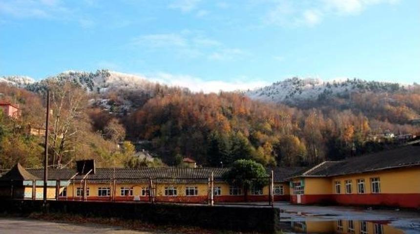 Zonguldak'ta Sonbahar Ve Kış Manzarası Aynı Karede