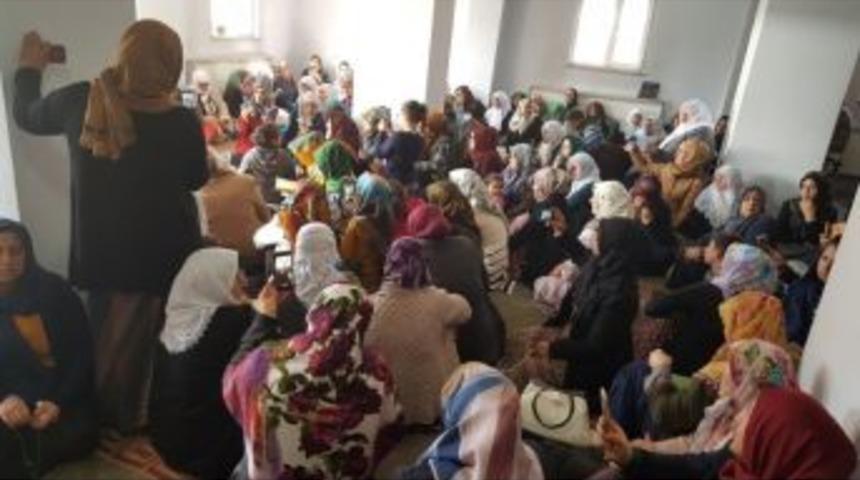 Hakkari’de Regaip Kandili Programı