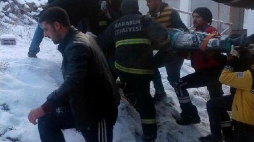 İnşaatta Boşluğa D&uuml;şen Iş&ccedil;i Yaralandı