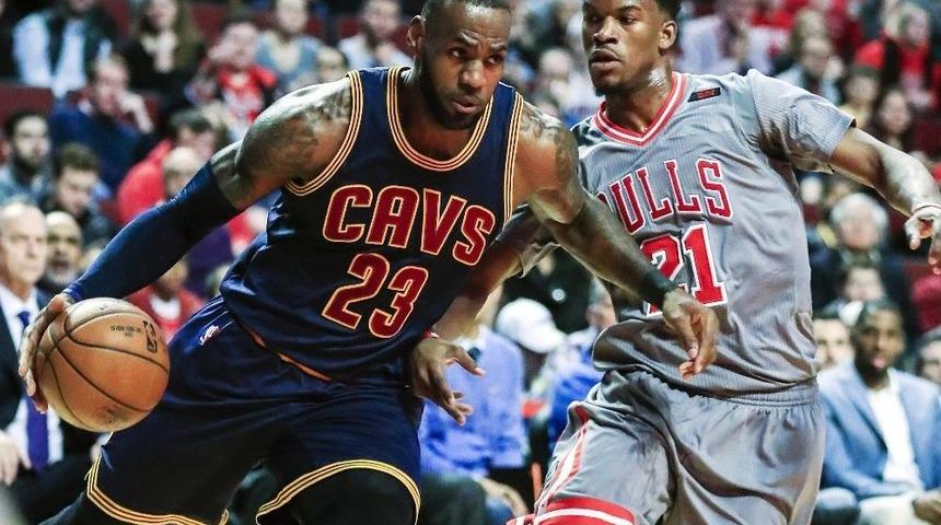 Chicago, Cleveland&rsquo;a Evinde Ge&ccedil;it Vermedi