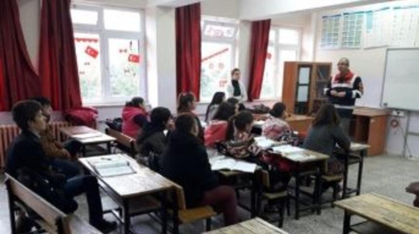 Jandarmadan &Ouml;ğrencilere Trafik Semineri