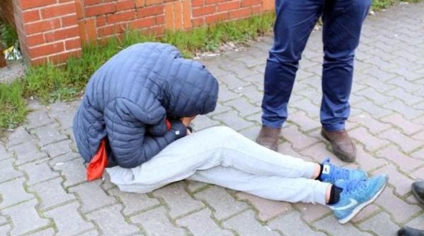 Ereğli'de Uyuşturucudan Fenalaşan 3 Gen&ccedil; Hastaneye Kaldırıldı