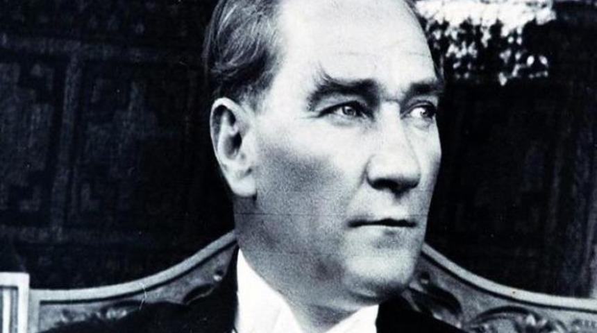 'Atatürk'ün ruhunu çağırdık'