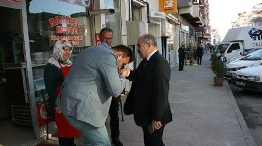 Vali&rsquo;ye Kız Vermiyorlar Diye Mesaj Atınca