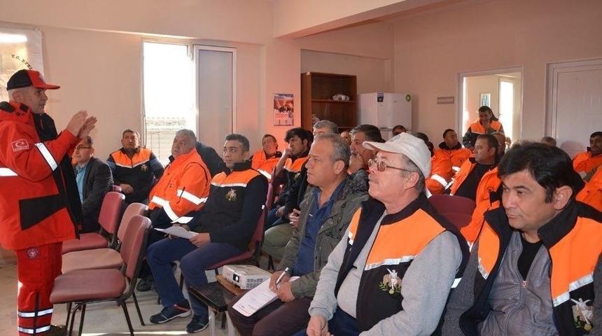 Efeler Belediyesi Personeli &rsquo;afet Farkındalık Eğitimi&rsquo; Alıyor