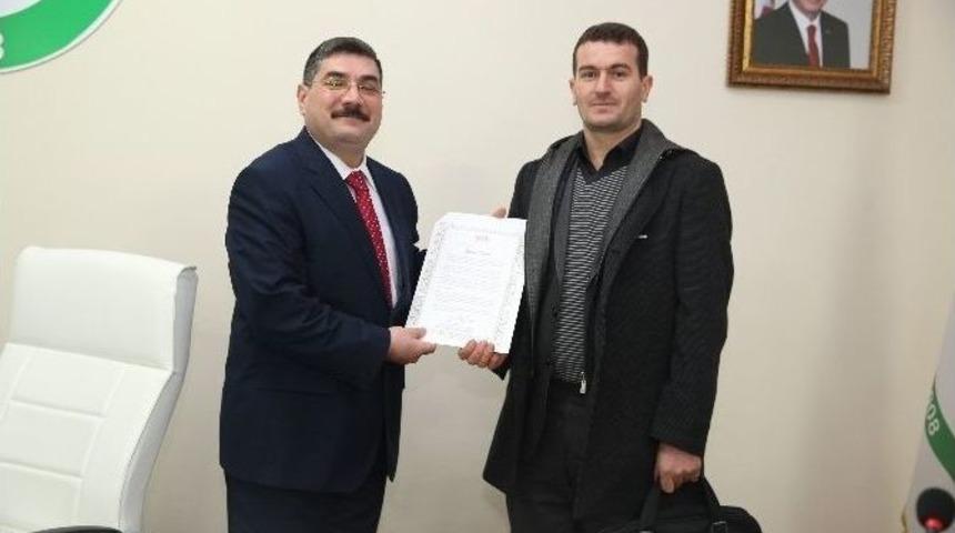 &Uuml;niversite &Ouml;ğrencilerine Başarı Belgesi