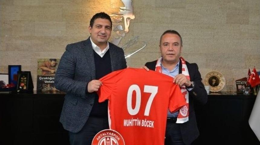Antalyaspor Başkanı &Ouml;zt&uuml;rk, Başkan B&ouml;cek&rsquo;i Ziyaret Etti