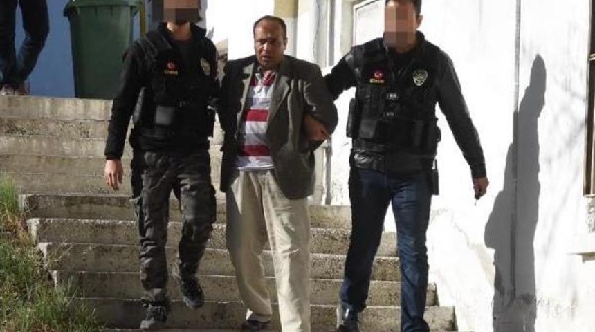 Uyuşturucu Satıcısı Su&ccedil;&uuml;st&uuml; Yakalandı