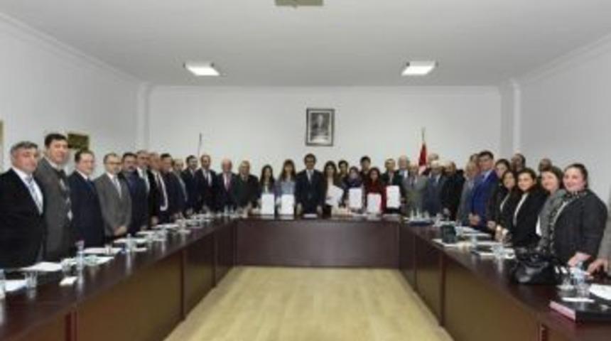 Be&uuml;&rsquo;de Dereye Giren Başarılı &Ouml;ğrencilere Teşekk&uuml;r Belgesi