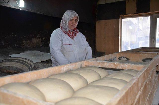 Tandır Evi Kadınların Umut Kapısı Oldu