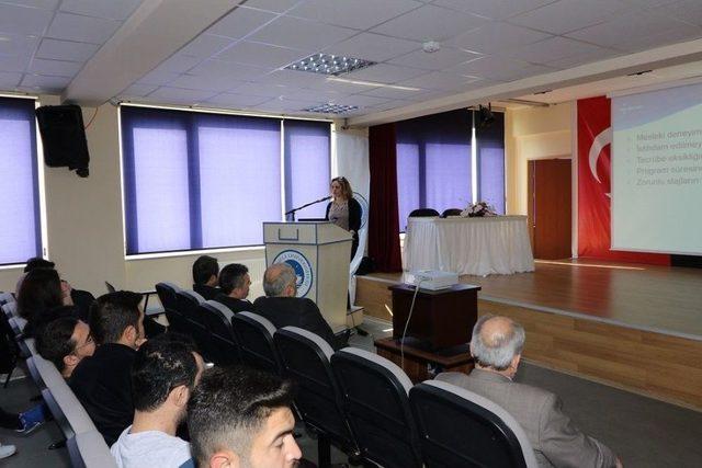 Üniversite Öğrencilerine “işkur Hizmetleri” Semineri