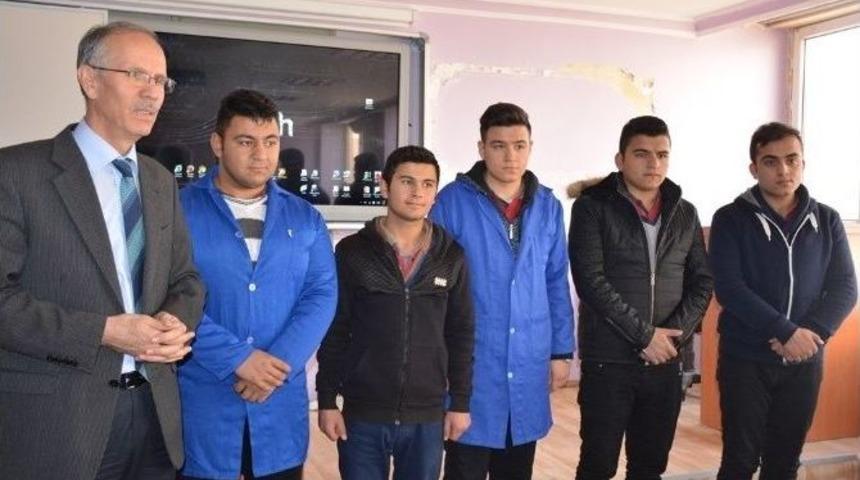 Yozgat 10. Uluslar Arası Robot Yarışması&rsquo;nda T&uuml;rkiye 2.&rsquo;si Oldu