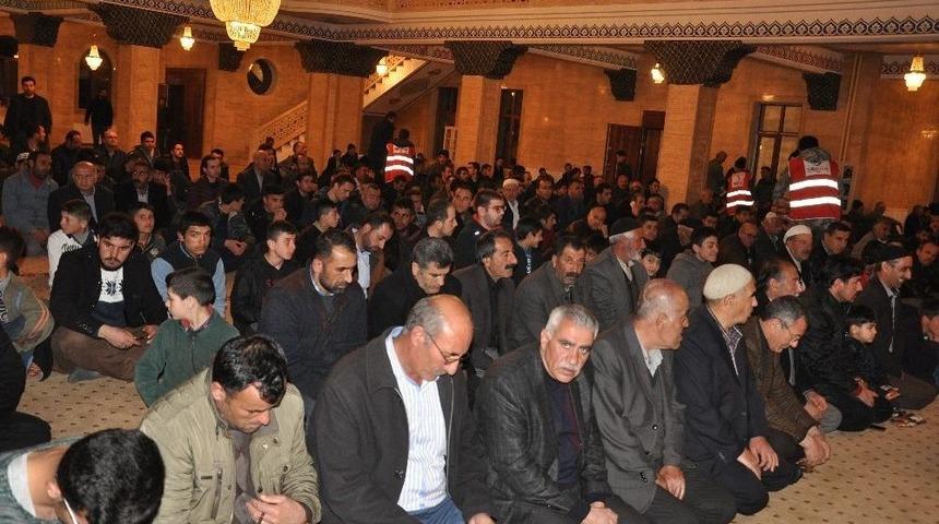 Kızılay Bulanık Şubesinden Mevlit Programı