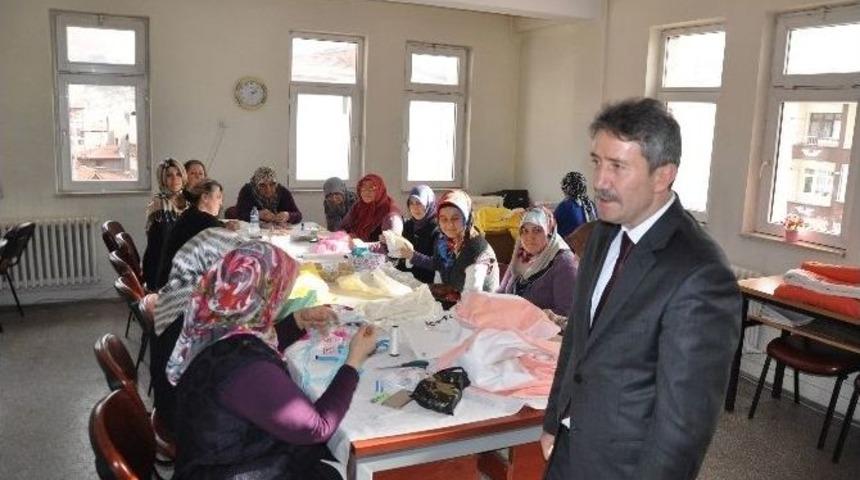 Tokat&rsquo;ta 3 Bin 732 Kursa 94 Bin 302 Kişi Katıldı